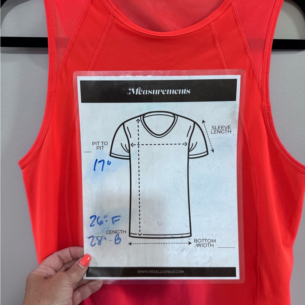 Women's Lululemon Carnation Red Sleeveless Sculpt Tank Top. - Picture 4 of 6